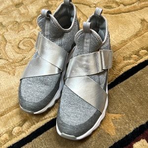 Sorel Silver and Gray shoes size 6